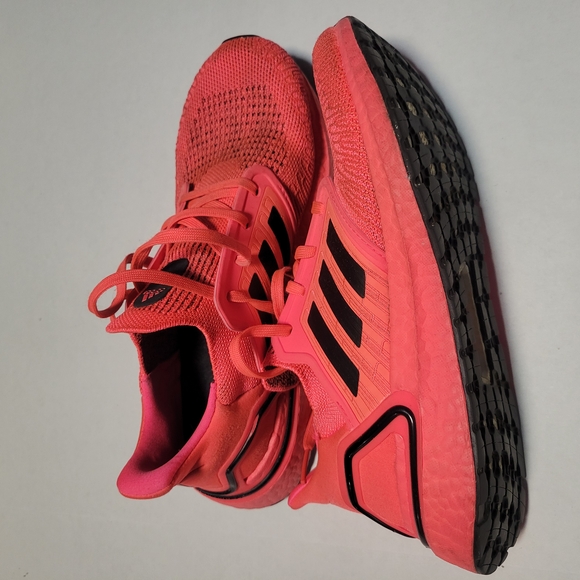 Adidas Pink and Black Ultraboost Shoes 8.5M - Picture 1 of 5